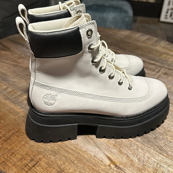 Women TIMBERLAND Sky 6’ Lace Up Boots - Picture 4 of 6